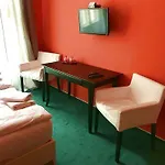 Hotelove Kolcavka بيت ضيافة 3*